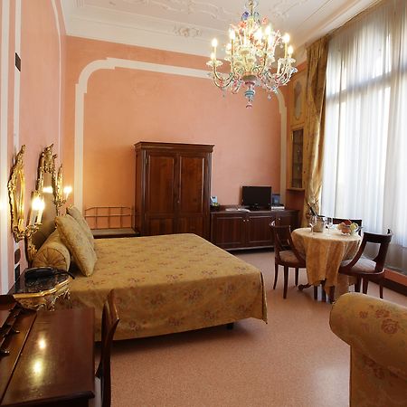 Hotel San Moise Венеція Екстер'єр фото