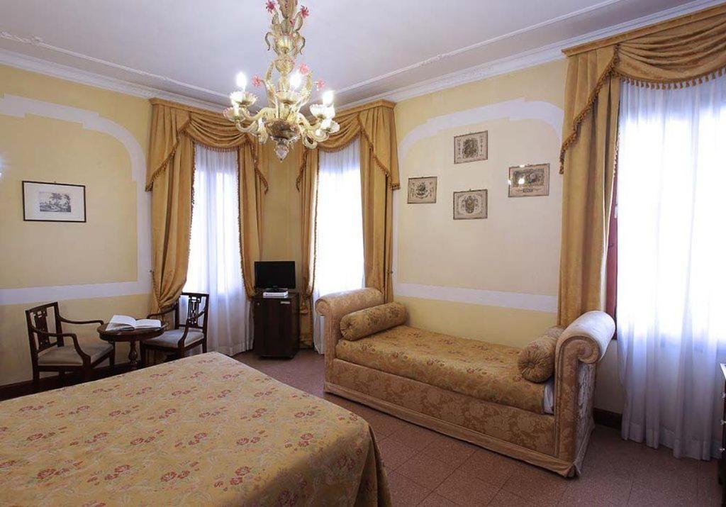 Hotel San Moise Венеція Екстер'єр фото